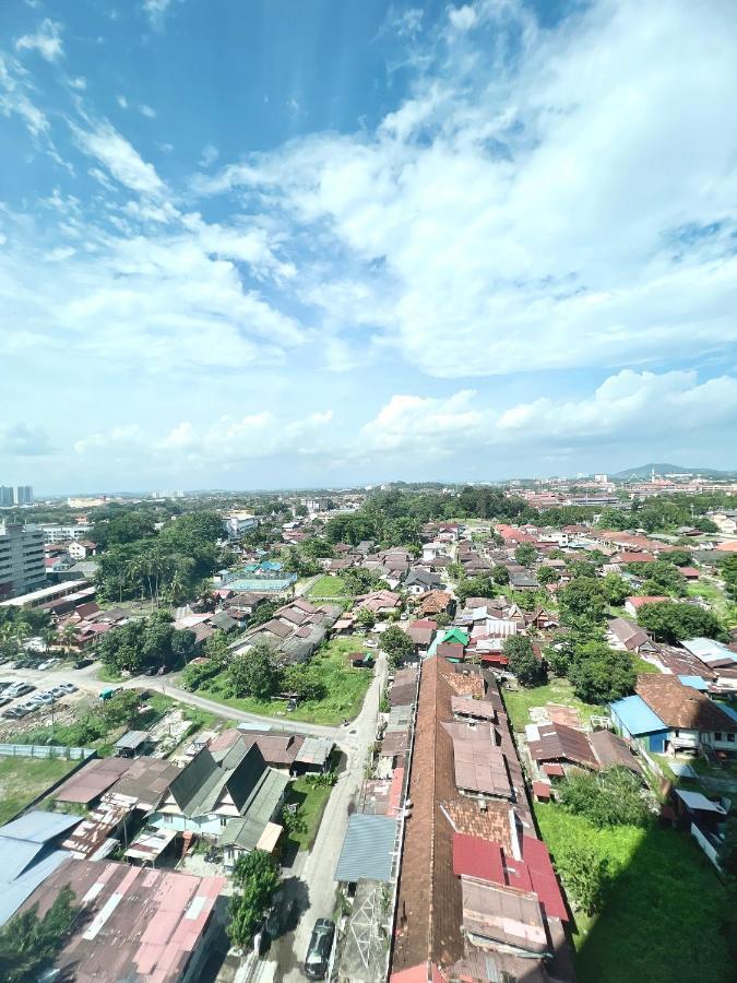 Malacca The Apple Residence & Suites Infinity Pool By Nestcove מראה חיצוני תמונה